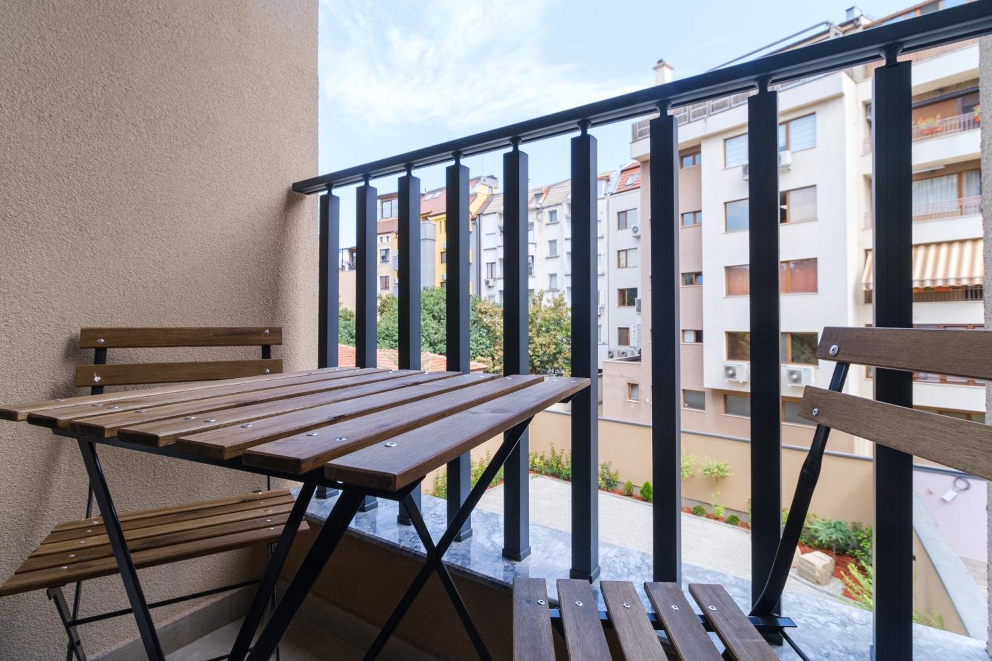 Ldv 13 1-Bedroom Apartments Free Private Parking Plovdiv Extérieur photo